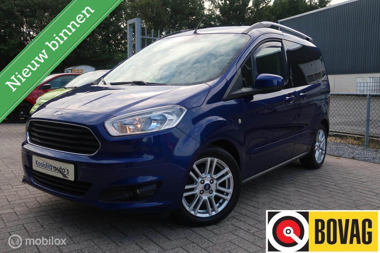Ford Tourneo Courier - 1.0 Titanium 1.0 Titanium - AutoWereld.nl