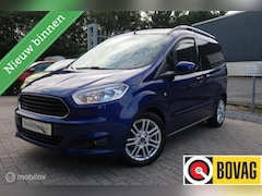 Ford Tourneo Courier - 1.0 Titanium