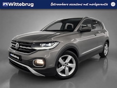 Volkswagen T-Cross - 1.0 TSI Style / Digitaal dashboard / Navigatie / App connect / Camera / Parkeersensoren V+