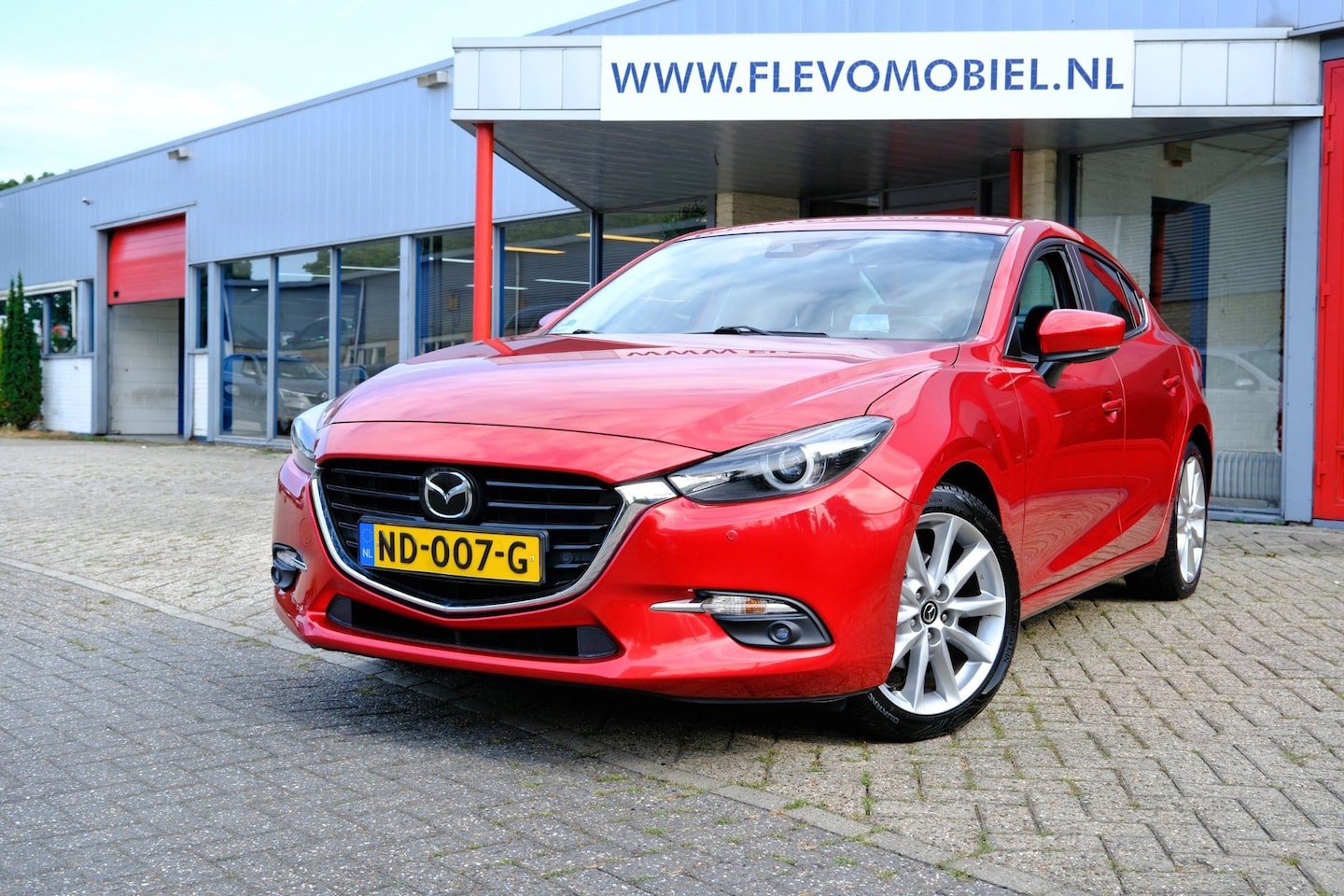Mazda 3 - 2.0 SkyActiv-G 120 GT-M Navi|HUD|Leder|BOSE|Adapt.Cruise|Cam|LMV - AutoWereld.nl