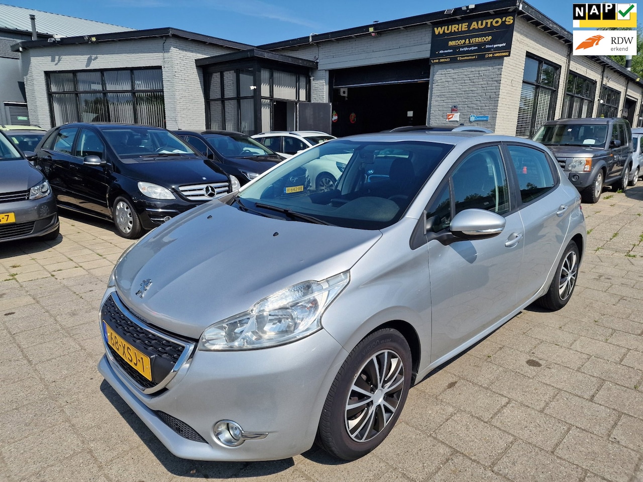 Peugeot 208 - 1.2 VTi Access /Apk 22-12-2026 - AutoWereld.nl