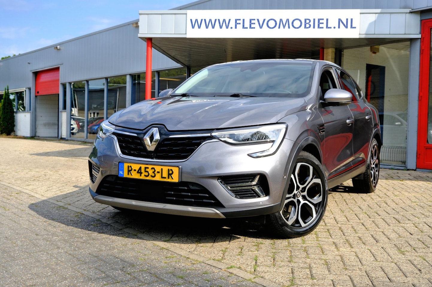 Renault Arkana - 1.6 E-Tech Hybrid 145 Intens Aut. Navi|Adapt.Cruise|Cam|LMV|ParkAssist|Half Leder - AutoWereld.nl
