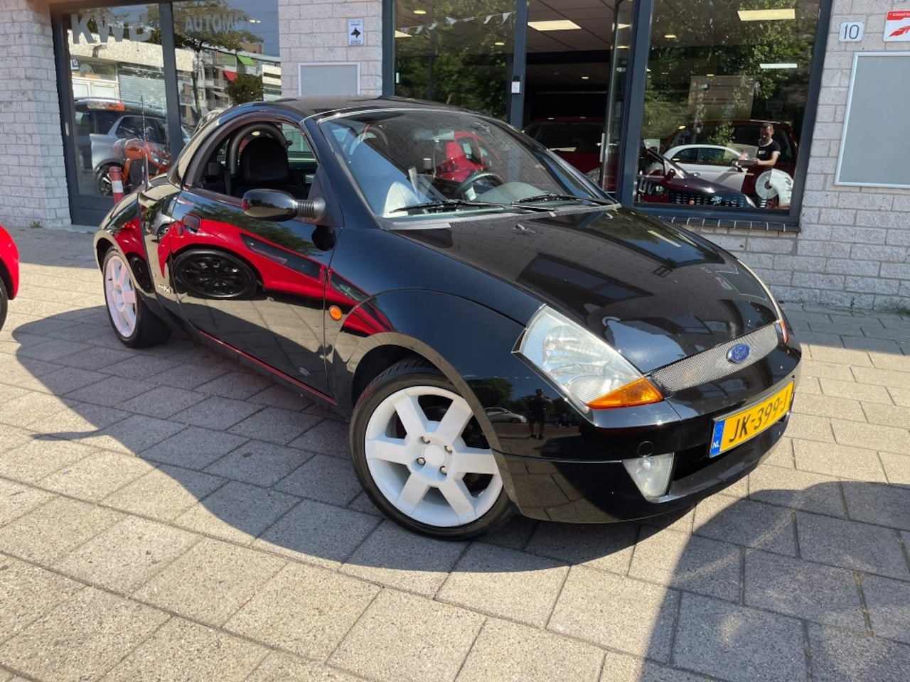 Ford Streetka - 1.6 Leer Hardtop Nieuwe apk - AutoWereld.nl