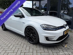 Volkswagen Golf - 1.4 TSI GTE|PANO|SFEER.V|STERRENHEMEL|