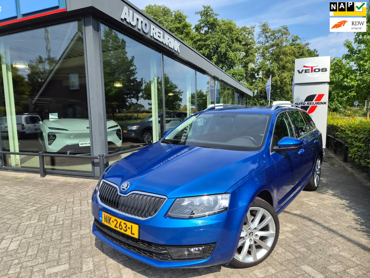 Skoda Octavia Combi - 1.0 TSI Greentech Style Business/TREKHAAK/NAVI/PARK.SENS/18"LMV - AutoWereld.nl