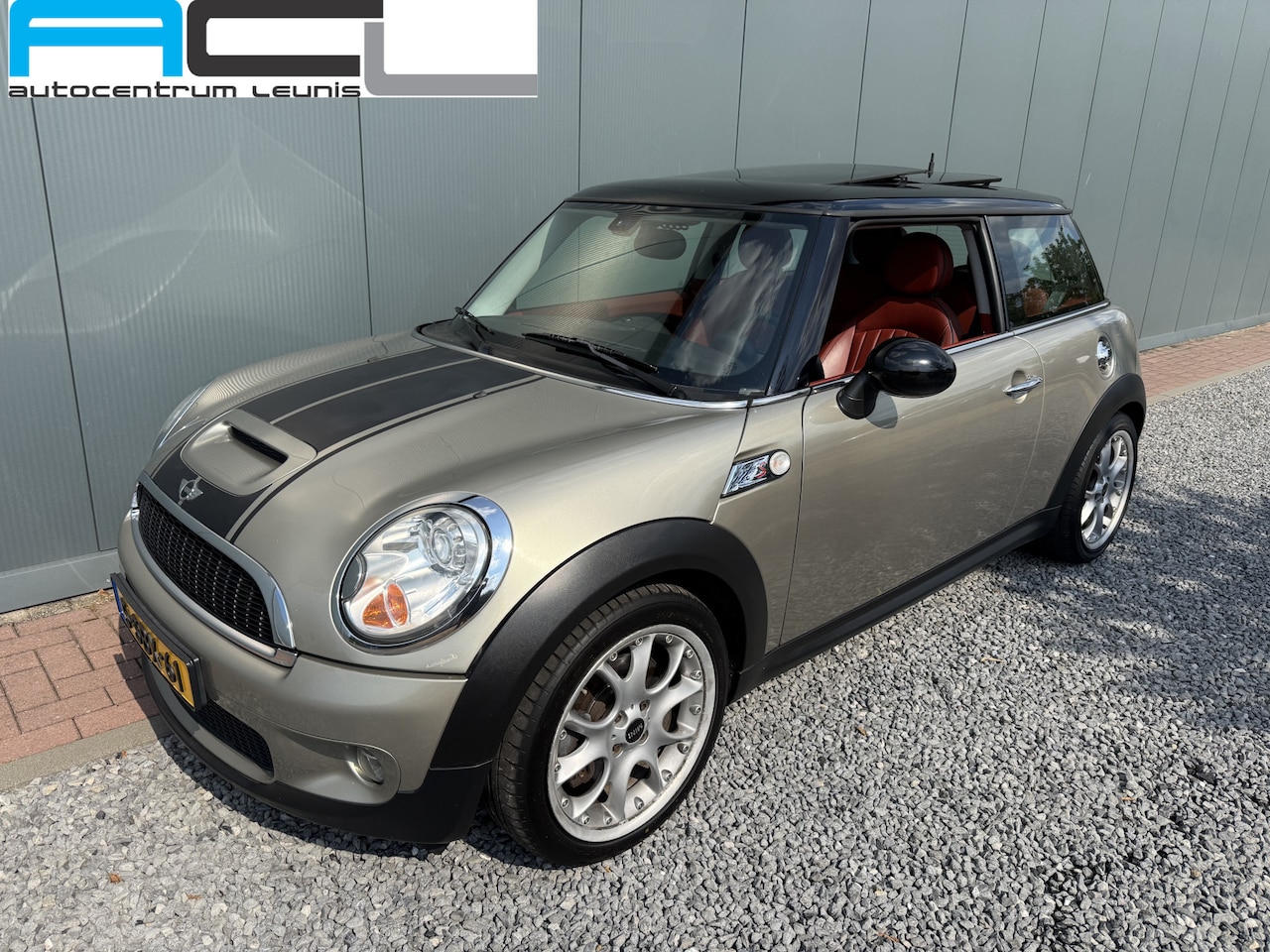 MINI 3-Deurs - 1.6 Cooper S Chili Panorama dak 3-drs - AutoWereld.nl