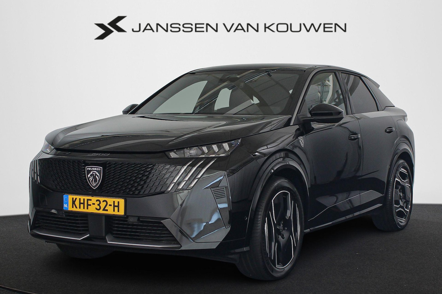 Peugeot e-3008 - GT Exclusive 210 73 kWh 2+6 Jaar Garantie / Direct leverbaar - AutoWereld.nl
