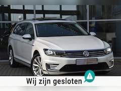 Volkswagen Passat Variant - GTE Highline Pano Leder Trekhaak ACC Camera PDC Automaat