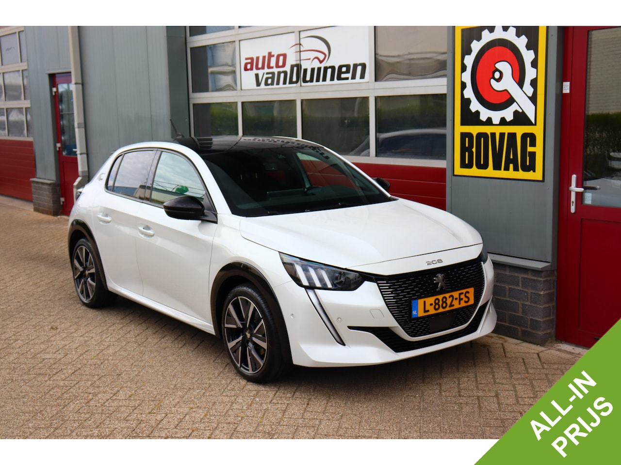 Peugeot 208 - 1.2 PureTech GT O.a: Camera, PDC, Adaptive Cruise, Half leder, Clima, Led, Etc..   Rijklaa - AutoWereld.nl