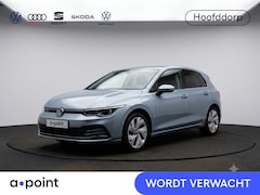 Volkswagen Golf - 1.5 eHybrid Style Edition 204 pk Automaat (DSG) | Navigatie via App | Parkeersensoren (Par