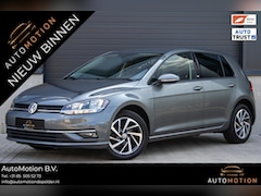 Volkswagen Golf - 1.0 TSI Highline SOUND ACC CARPLAY STOELVERWARMING