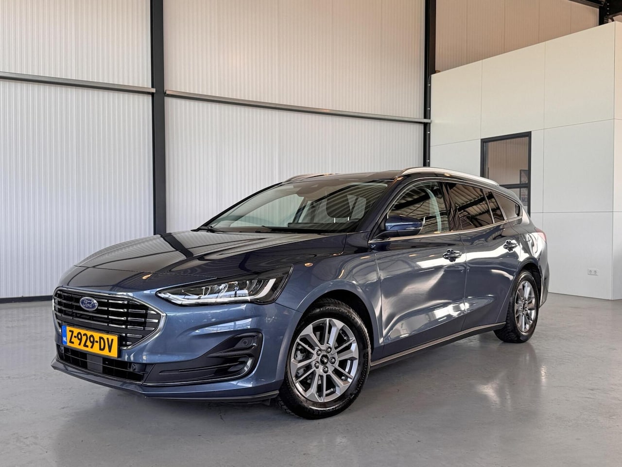 Ford Focus Wagon - 1.0 EcoBoost Hybrid Titanium 1.0 EcoBoost Hybrid 125pk Titanium - AutoWereld.nl