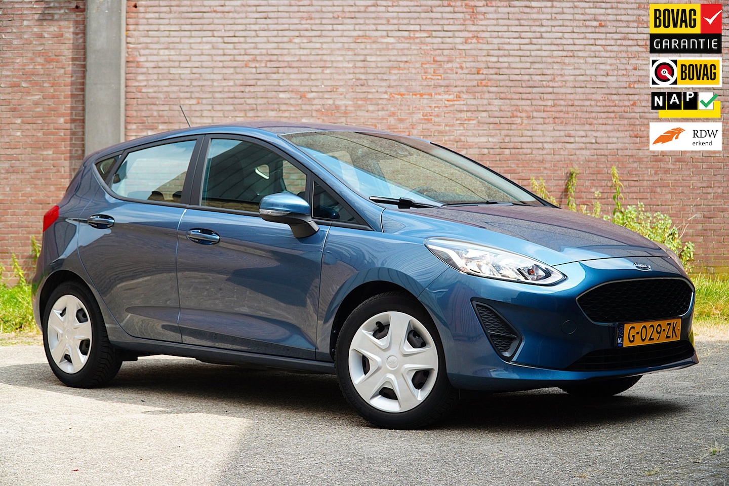 Ford Fiesta - 1.1 Trend 1.1 Trend 86PK, Airco, Navigatie, Cruise, Voorruitverwarming, PDC achter, Ned. Auto. - AutoWereld.nl