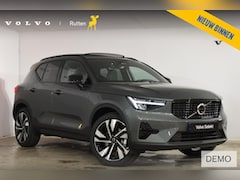 Volvo XC40 - B4 211PK Automaat Plus Dark / Lounge Pakket / Extra getint glas / 360 Camera / 20'' velgen