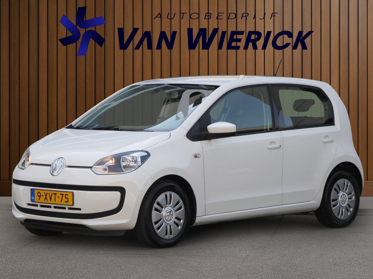Volkswagen Up! - 1.0 move up! BlueMotion | Navi | Bluetooth | Airco | Zuinig! | NAP - AutoWereld.nl