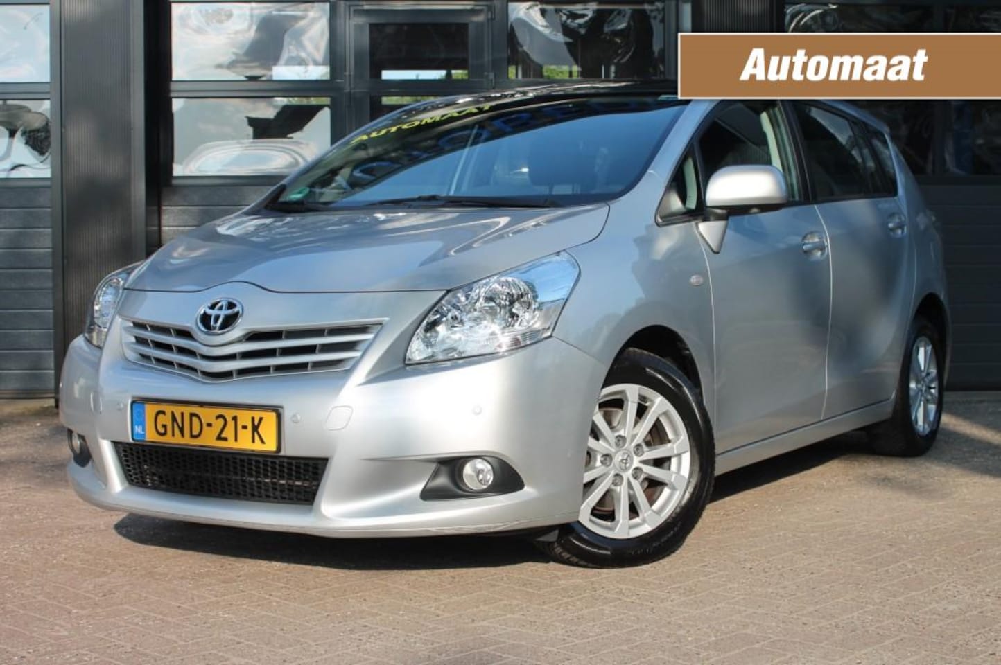 Toyota Verso - 1.8 VVT-I DYN. BNS Automaat / Panorama dak / historie bekend. - AutoWereld.nl