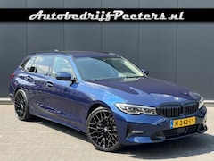 BMW 3-serie Touring - 330i Sport Line Shadow LED ACC Camera Sfeerlicht Carplay