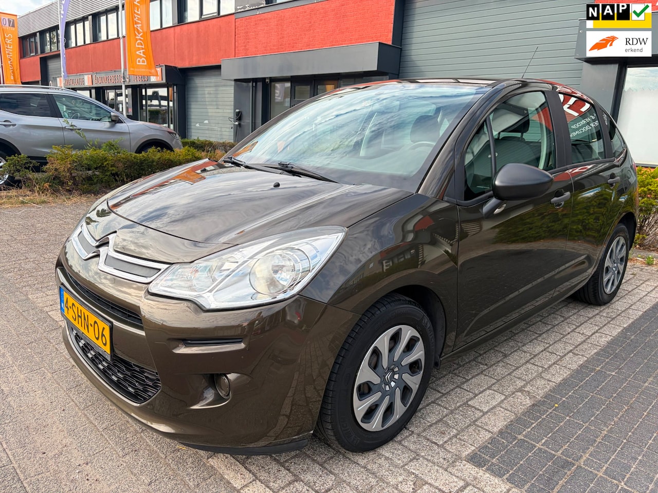 Citroën C3 - 1.0 VTi Attraction / Airco / 5-drs - AutoWereld.nl
