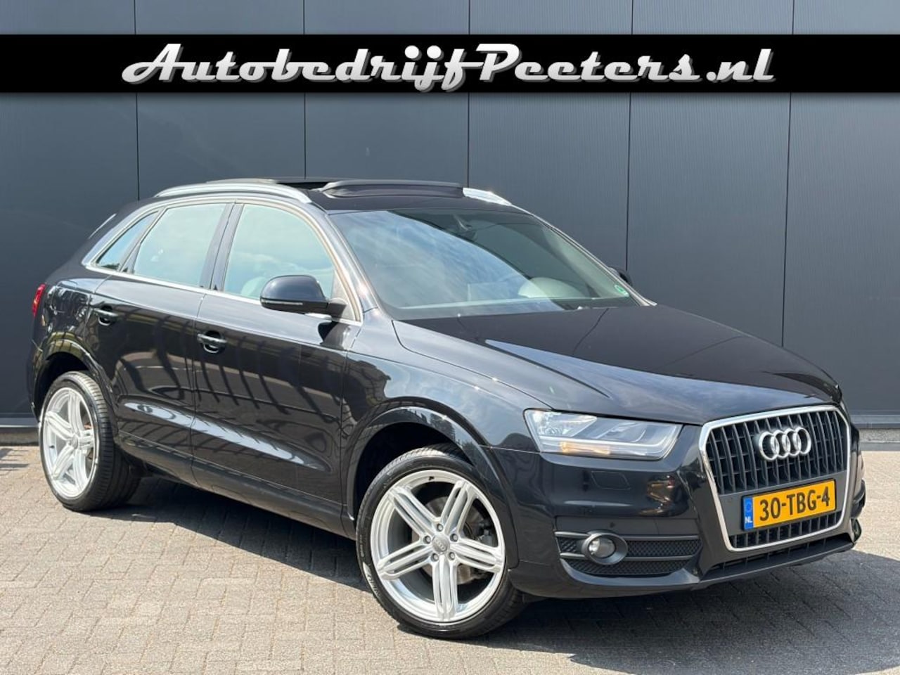 Audi Q3 - 2.0 TFSI quattro 1e eig. Pano Leder Navi Cruise PDC NL-auto - AutoWereld.nl