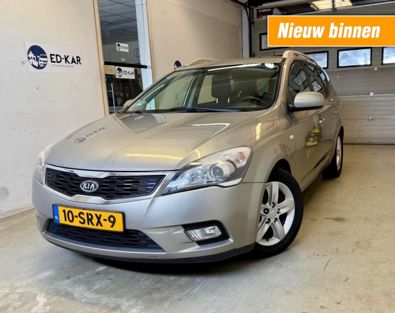 Kia Cee'd - 1.4 CVVT Navigator Plus Pack AIRCO NAP APK 7-2027 - AutoWereld.nl