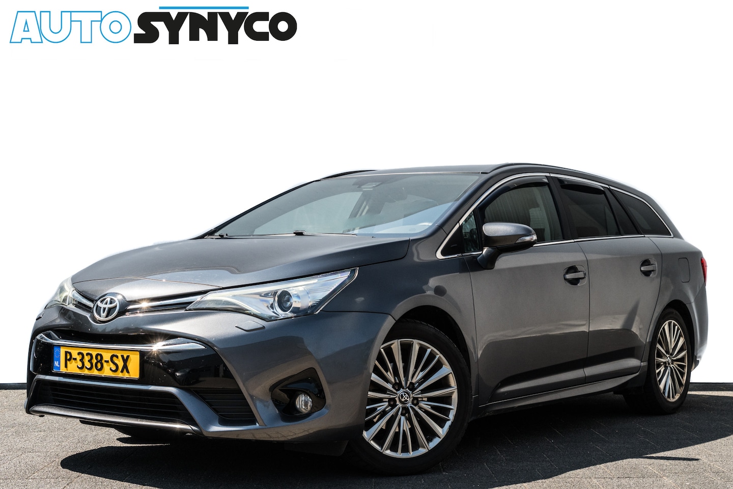Toyota Avensis Touring Sports - 1.8 VVT-i Business Plus | Panoramadak | Camera | Cruise Control | Climate Control - AutoWereld.nl