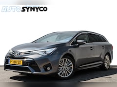 Toyota Avensis Touring Sports - 1.8 VVT-i Business Plus | Panoramadak | Camera | Cruise Control | Climate Control