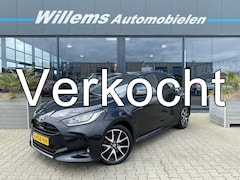 Toyota Yaris - 1.5 Hybrid Executive Adaptieve Cruise, Camera & Stoelverwarming
