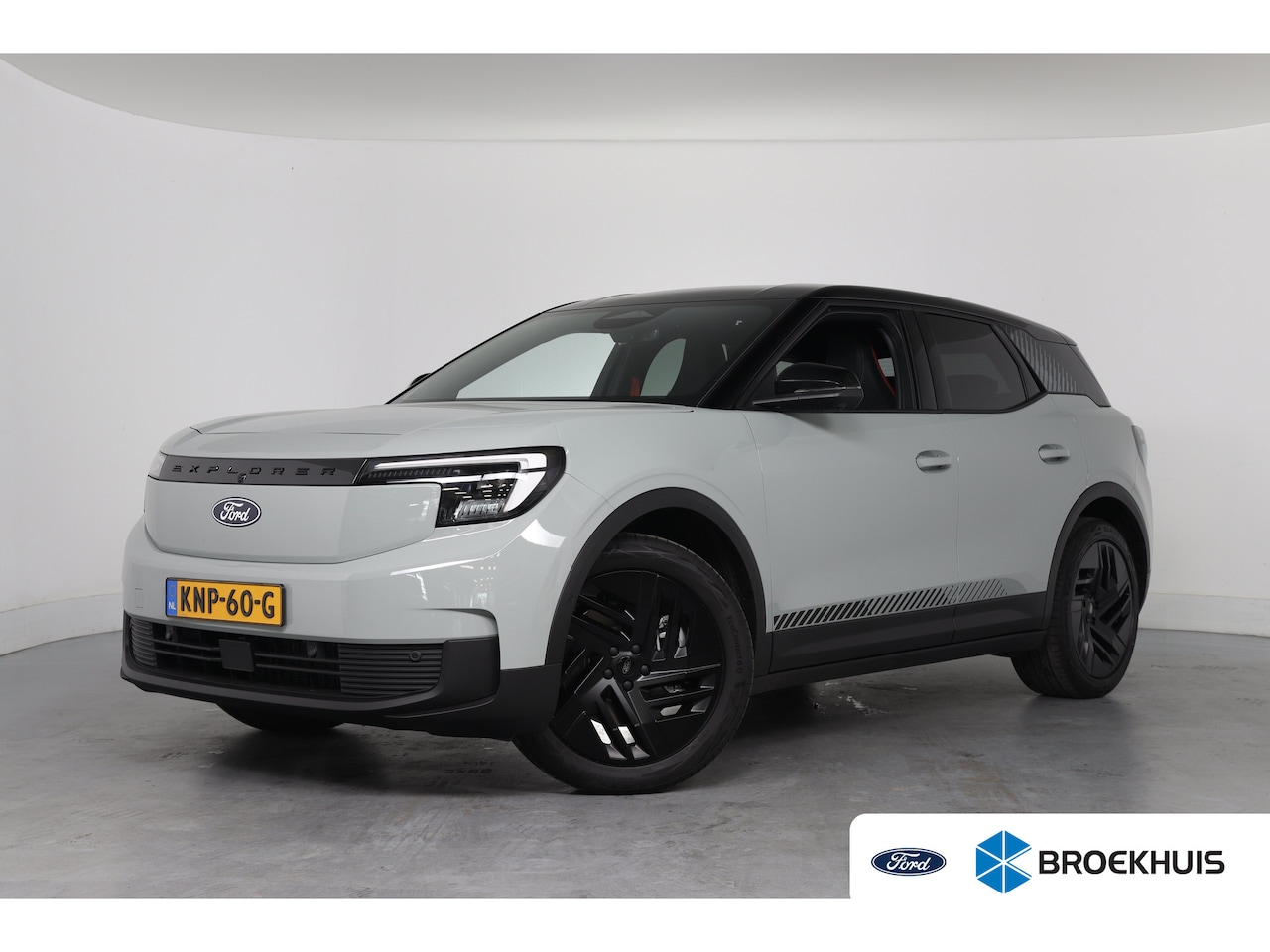 Ford Explorer - Collection Extended Range RWD | Driver Pack | B&O Audio | Elektrische Trekhaak | HUD | Sto - AutoWereld.nl