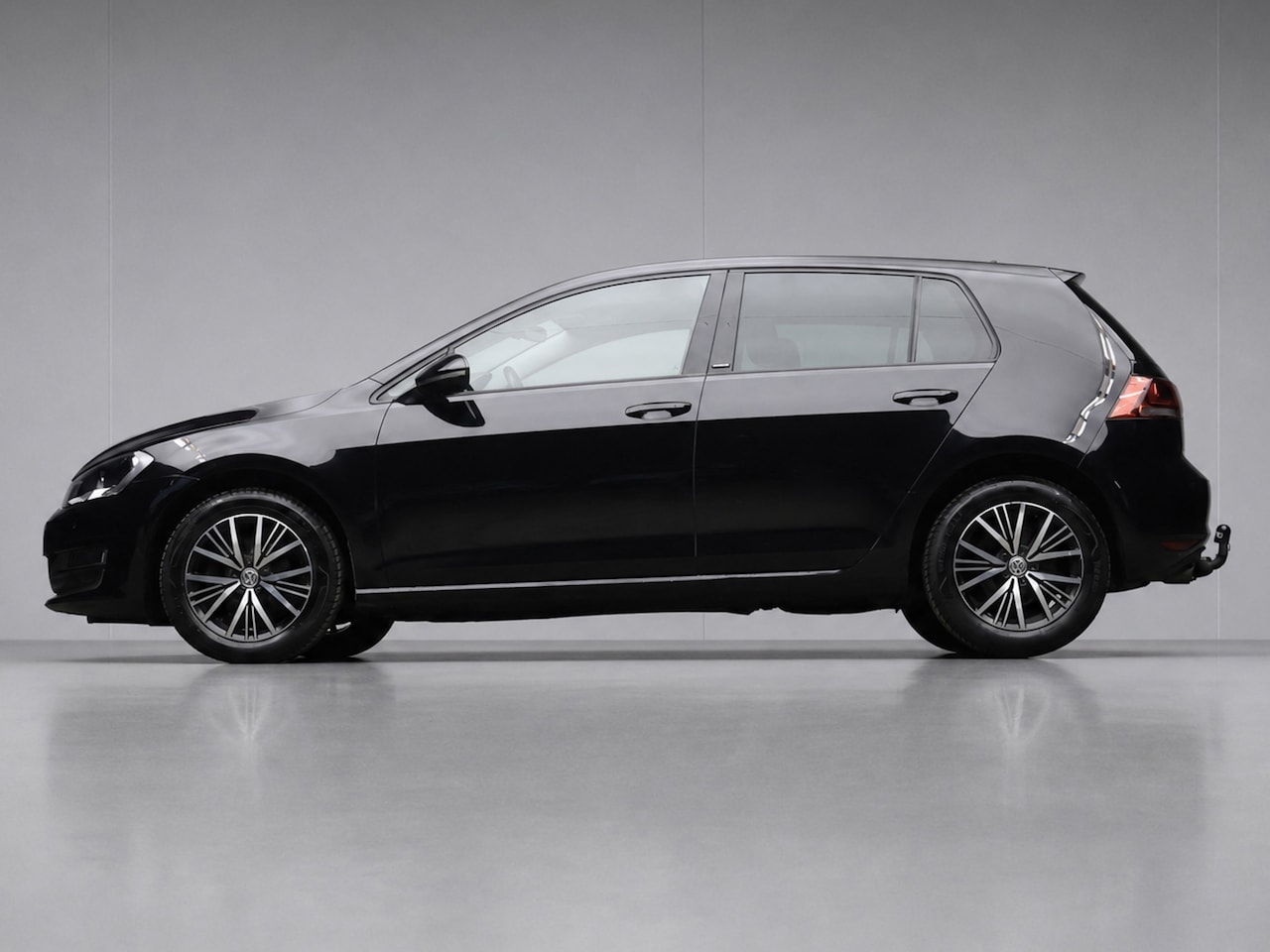 Volkswagen Golf - 1.2 TSI Connected Sport (APPLE CARPLAY,NAVI,LED,CRUISE,SPORTSTOELEN,PDC,CLIMATE,LM VELGEN, - AutoWereld.nl