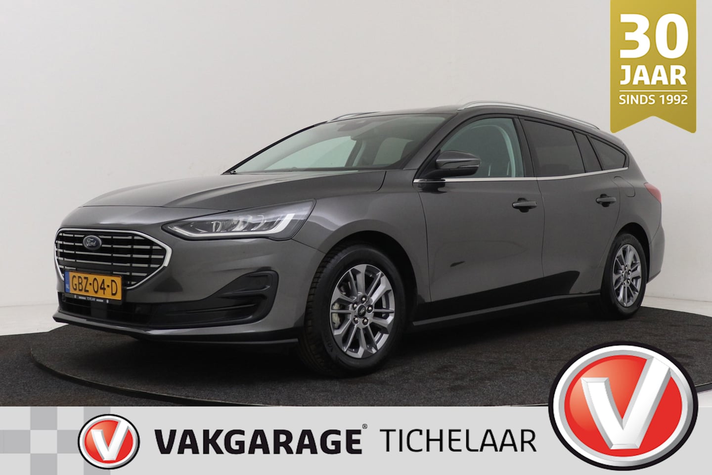 Ford Focus Wagon - 1.0 EcoBoost Hybrid Titanium | Trekhaak | Org NL | CarPlay | Cruise Control | Climate Cont - AutoWereld.nl