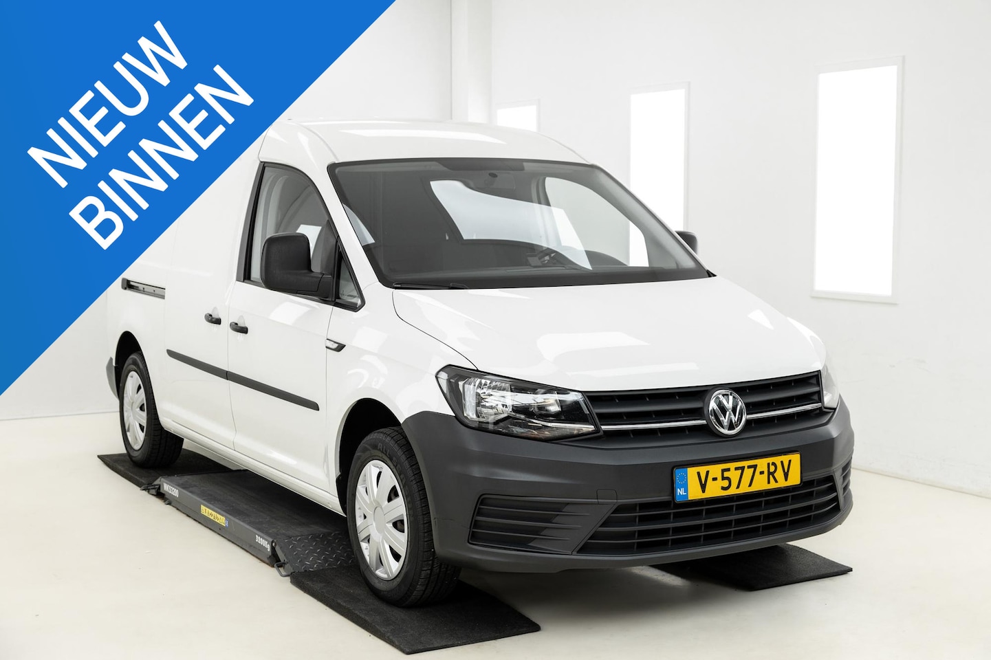 Volkswagen Caddy Maxi - 1.6 TDI L2H1 Trendline - AutoWereld.nl