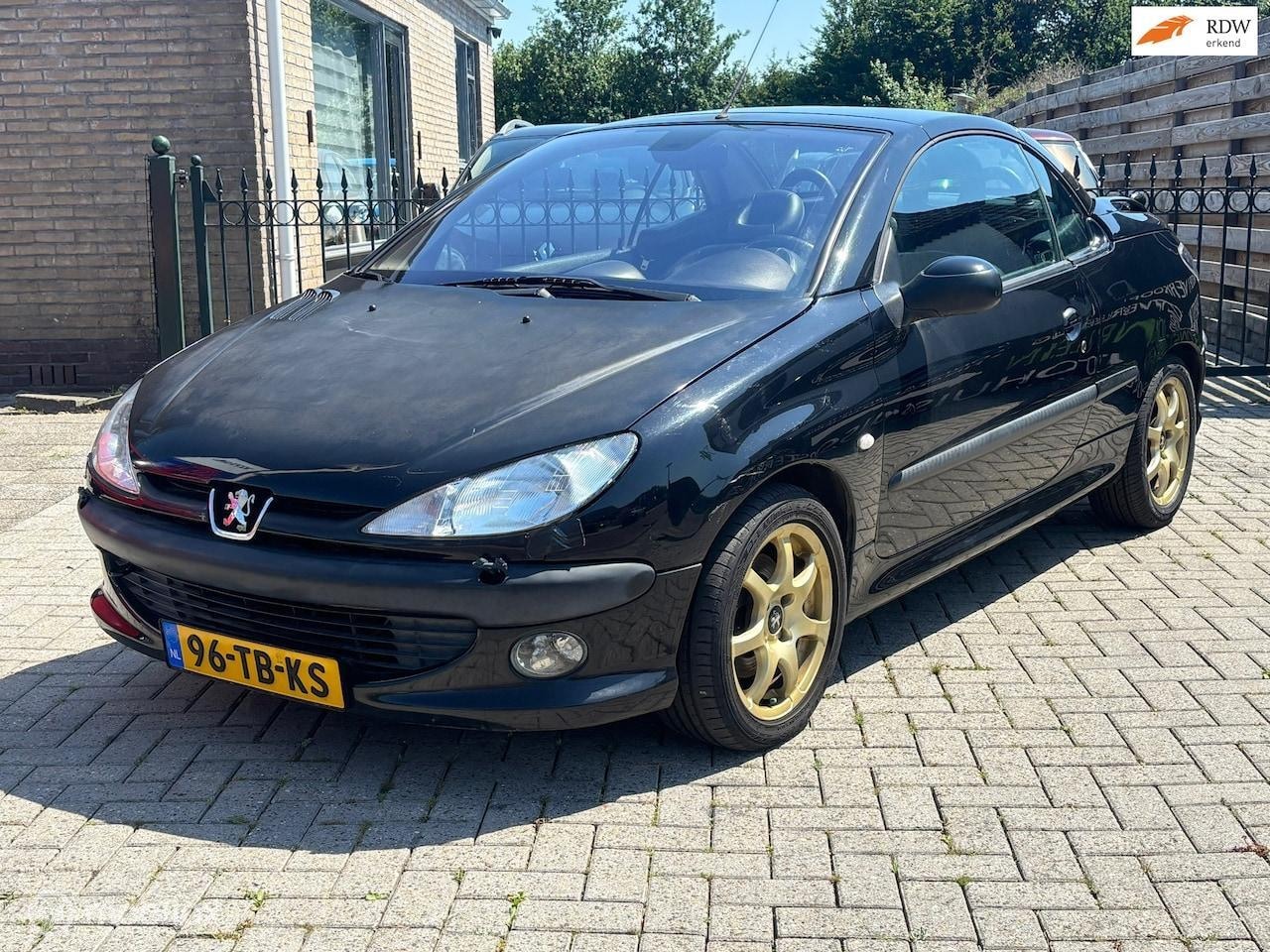 Peugeot 206 CC - 2.0-16V recent gekeurd rijdend na de keuring heen en terug | start nu niet meer storing in - AutoWereld.nl