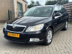 Skoda Octavia Combi - 1.2 TSI Ambition Business Line | airco | navi | cruise | trekhaak | lange apk