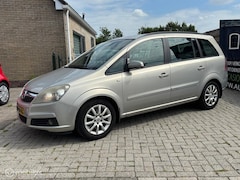 Opel Zafira - 2.2 Temptation 7 persoon | airco | trekhaak | cruise | nieuwe apk