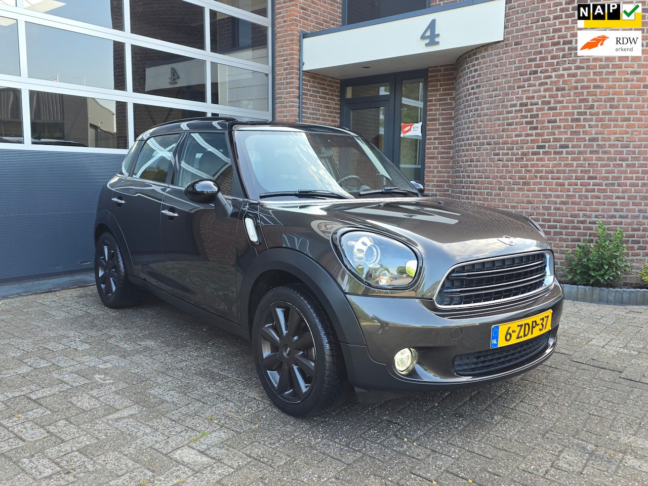 MINI Countryman - 1.6 Cooper Knockout Edition - AutoWereld.nl