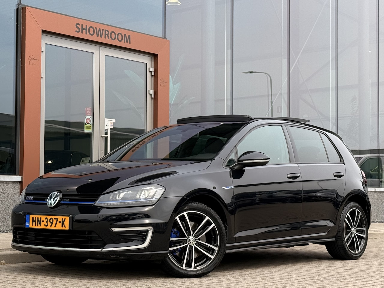 Volkswagen Golf - 1.4 TSI GTE | Leder | Pano | Apple Carplay | Achteruitrijcamera | - AutoWereld.nl