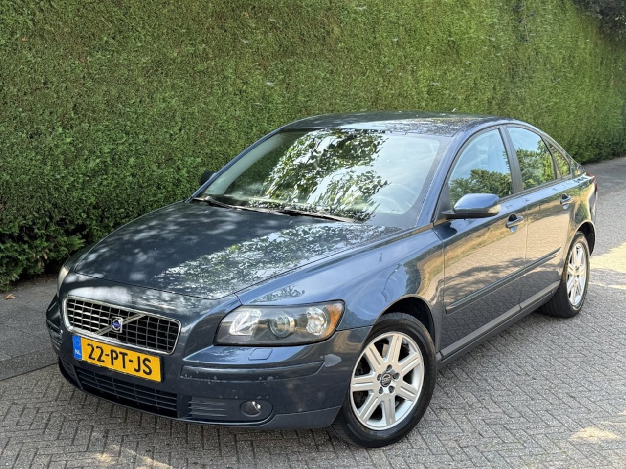 Volvo S40 - 2.4 Exclusive/PDC/AIRCO/AUTOMAAT APK VERLOPEN - AutoWereld.nl