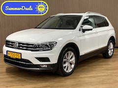 Volkswagen Tiguan - 1.5 TSI ACT Highline Business R|Automaat|Opendak|Navigatie|