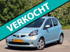 Toyota Aygo - 1.0 / 5-DRS / AIRCO / ZUINIG
