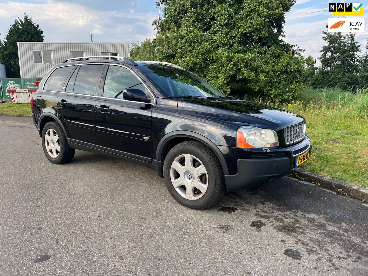 Volvo XC90 - 4.4 V8 Executive BJ 2005 Dealer Onderhouden AIRCO Trekhaak - AutoWereld.nl