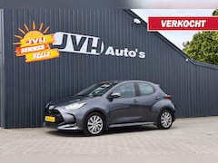 Toyota Yaris - 1.5 Hybrid Dynamic 06-2022 (NwModel) | Adapt.CC | LED | AppleCarPlay | Cam