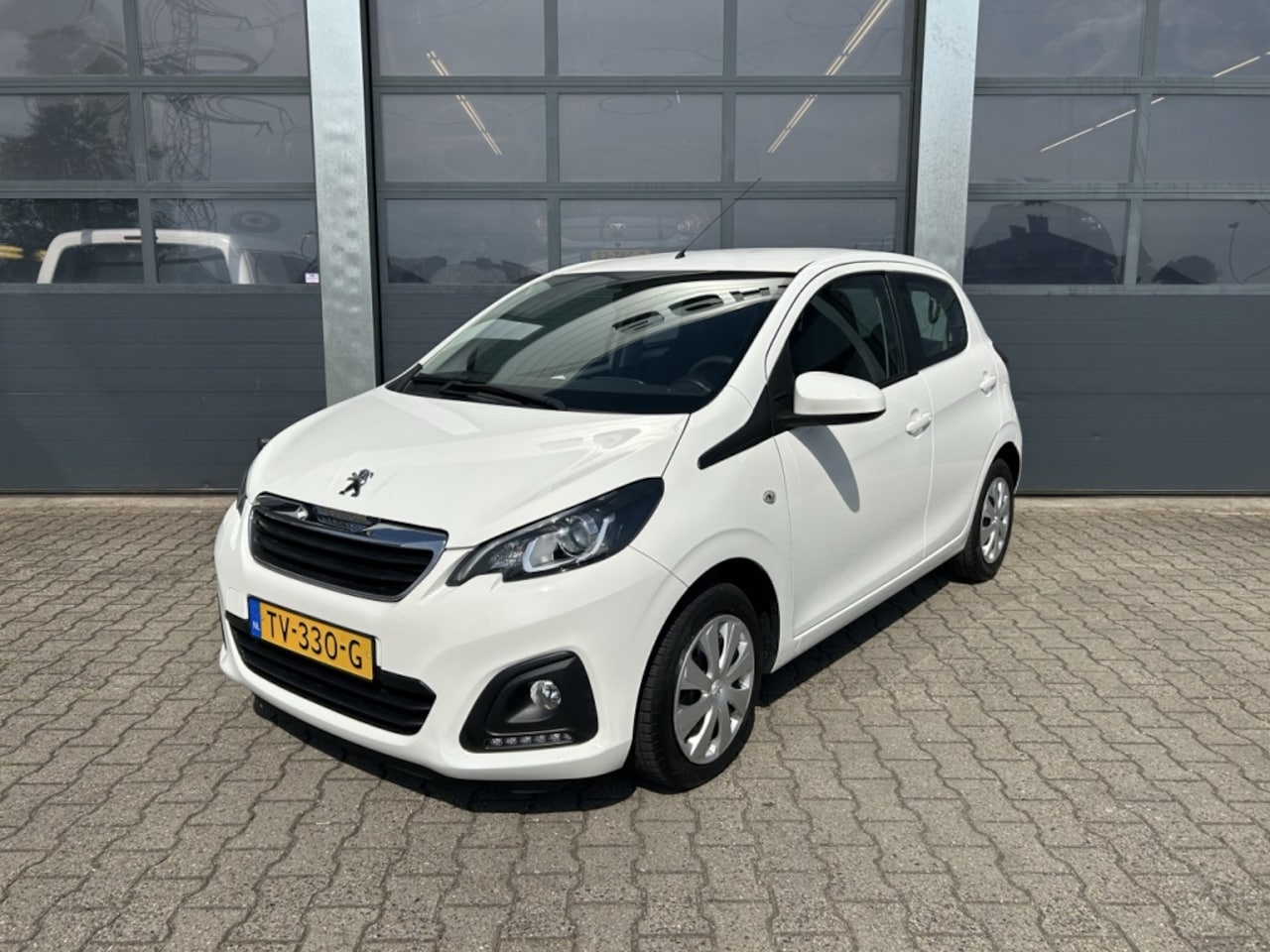 Peugeot 108 - 1.0 e-VTi 68pk 5D Active - AutoWereld.nl