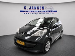Peugeot 107 - 1.0-12V XS Urban Move 5 deurs | AUX aansluiting | Airco | Isofix-bevestigingspunten voor k