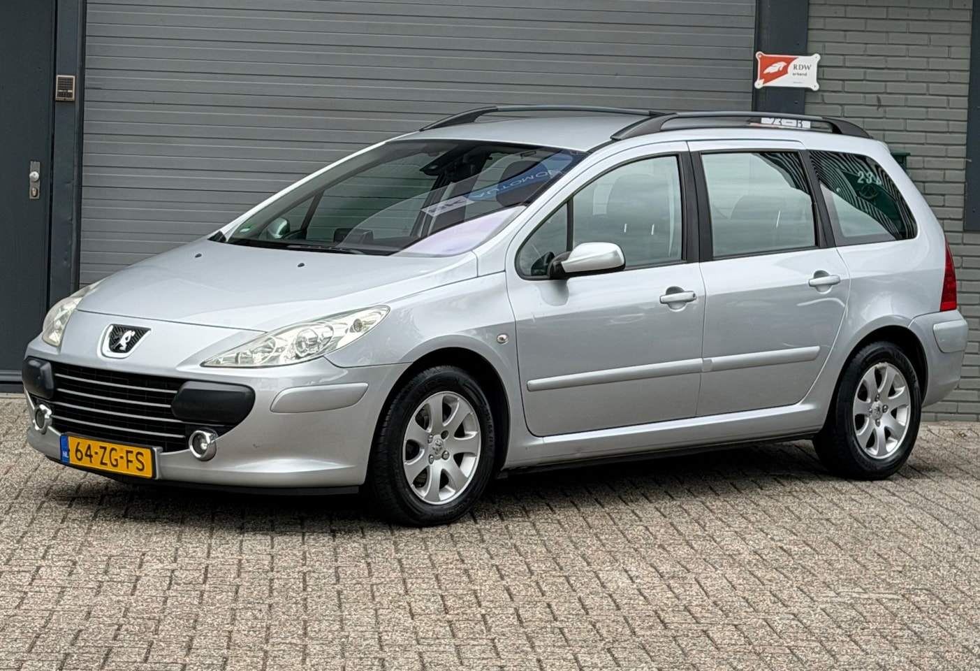 Peugeot 307 Break - 1.6-16V Premium 1.6-16V Premium - AutoWereld.nl