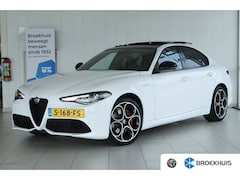 Alfa Romeo Giulia - 2.0 T Veloce AWD | Adapt. Cruise | Schuifdak | Camera | Memory | Elektr. Stoelen | Memory