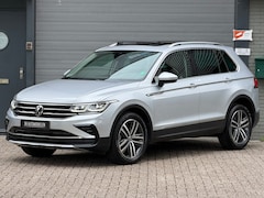 Volkswagen Tiguan - 2.0 TSI 4Motion automaat elegance panoramadak, trekhaak