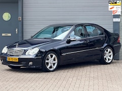 Mercedes-Benz C-klasse - 200 K. Avantgarde Sport Edition automaat