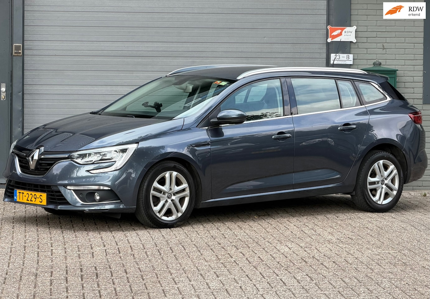 Renault Mégane Estate - 1.5 dCi Limited 1.5 dCi Limited - AutoWereld.nl