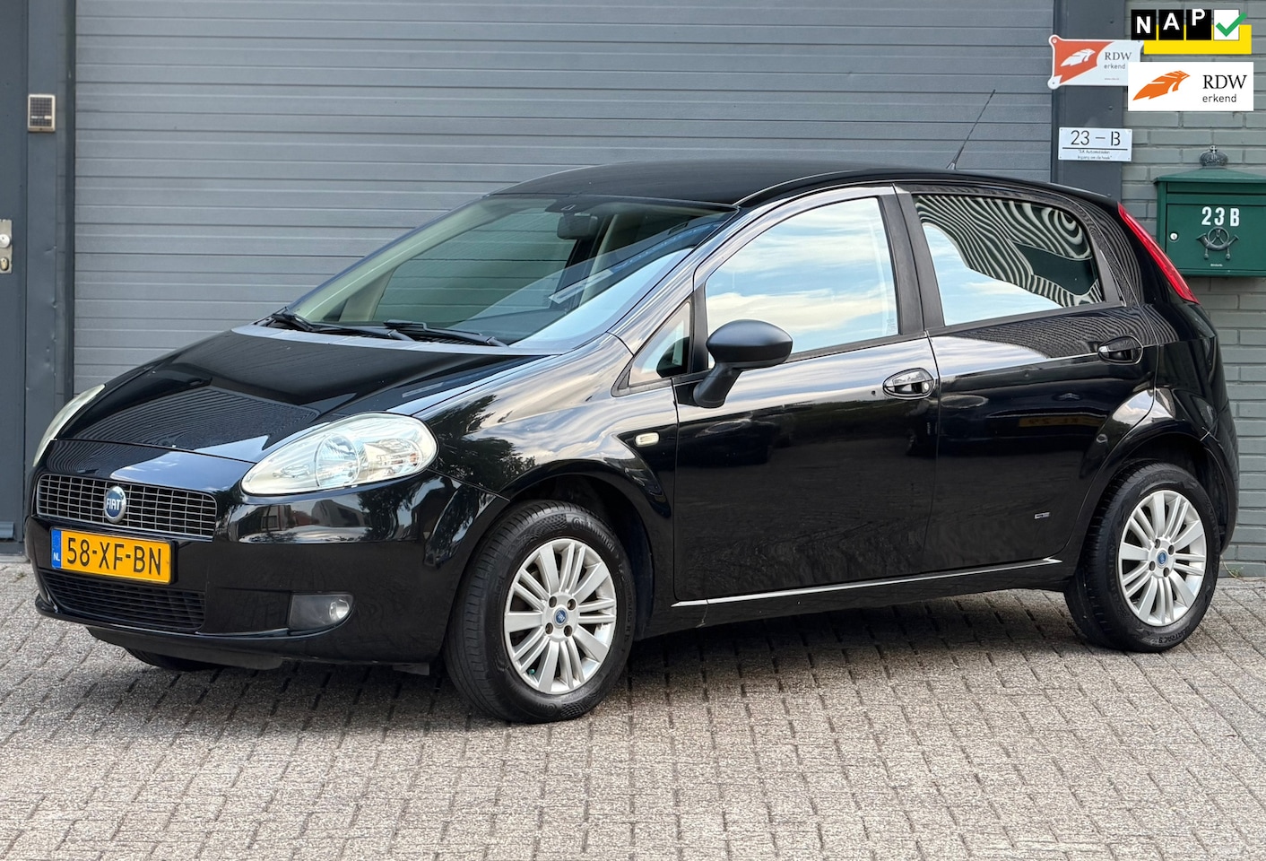 Fiat Grande Punto - 1.4 Dynamic 1.4 Dynamic, Airco - AutoWereld.nl