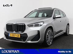 BMW X1 - sDrive18i M-Sport | Trekhaak | Panoramadak | Innovation pack | Nederlandse Auto | 1e eigen
